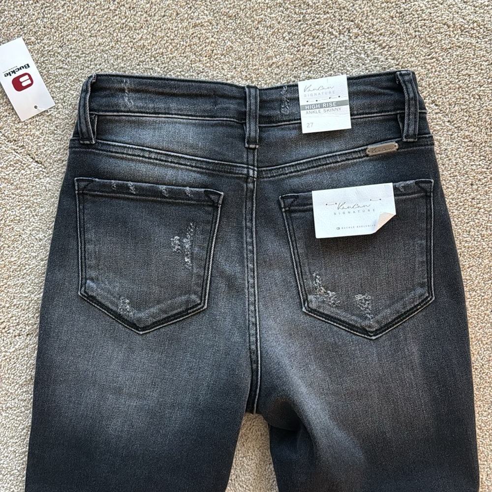 Skinny jeans